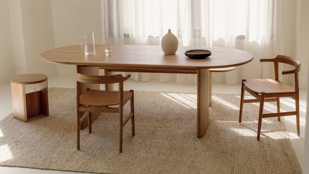 Union Dining Table, Seats 6-8 People, White Oak
