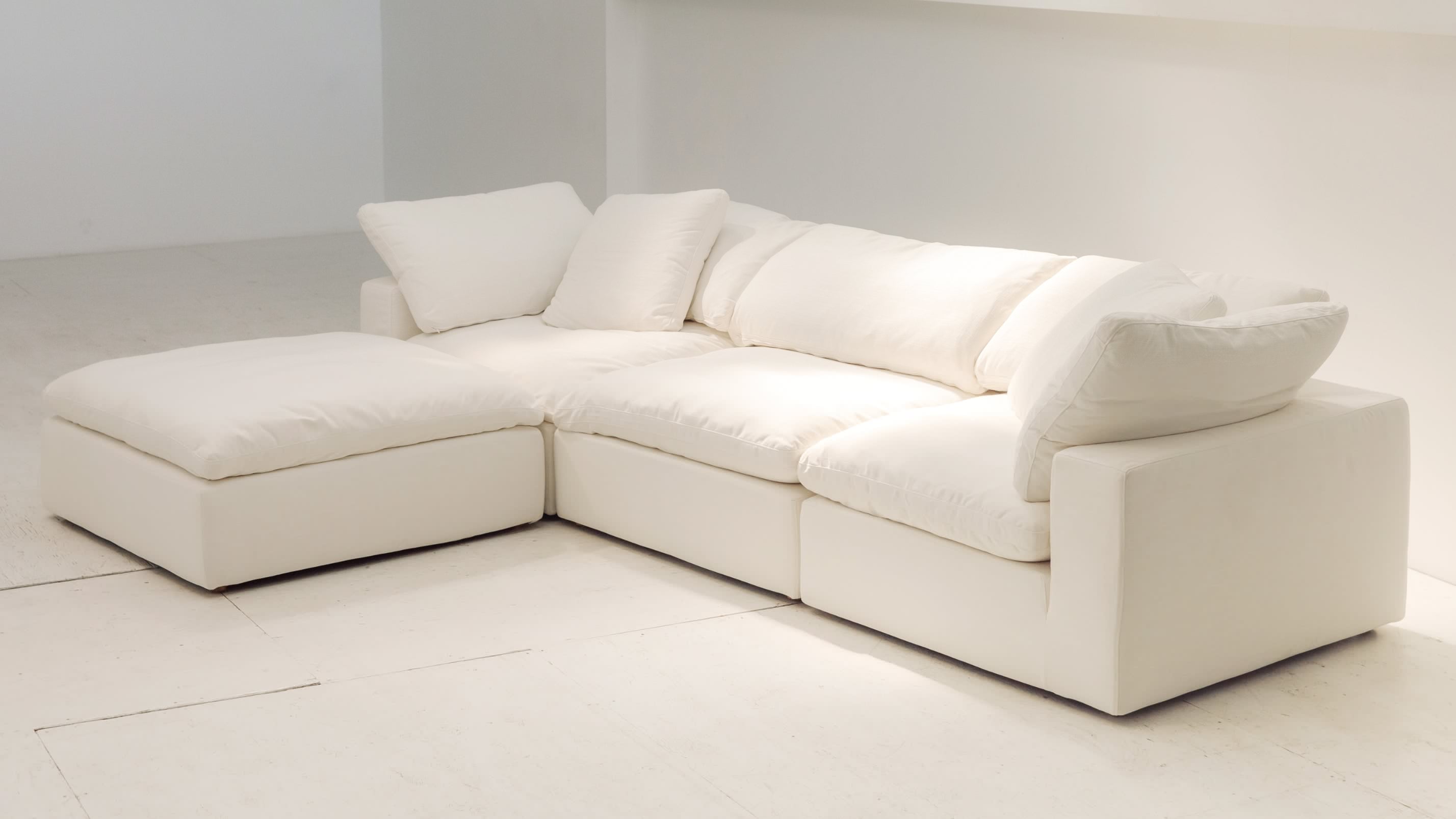 Movie Night 4-Piece Modular Sectional, Standard, Cream Linen