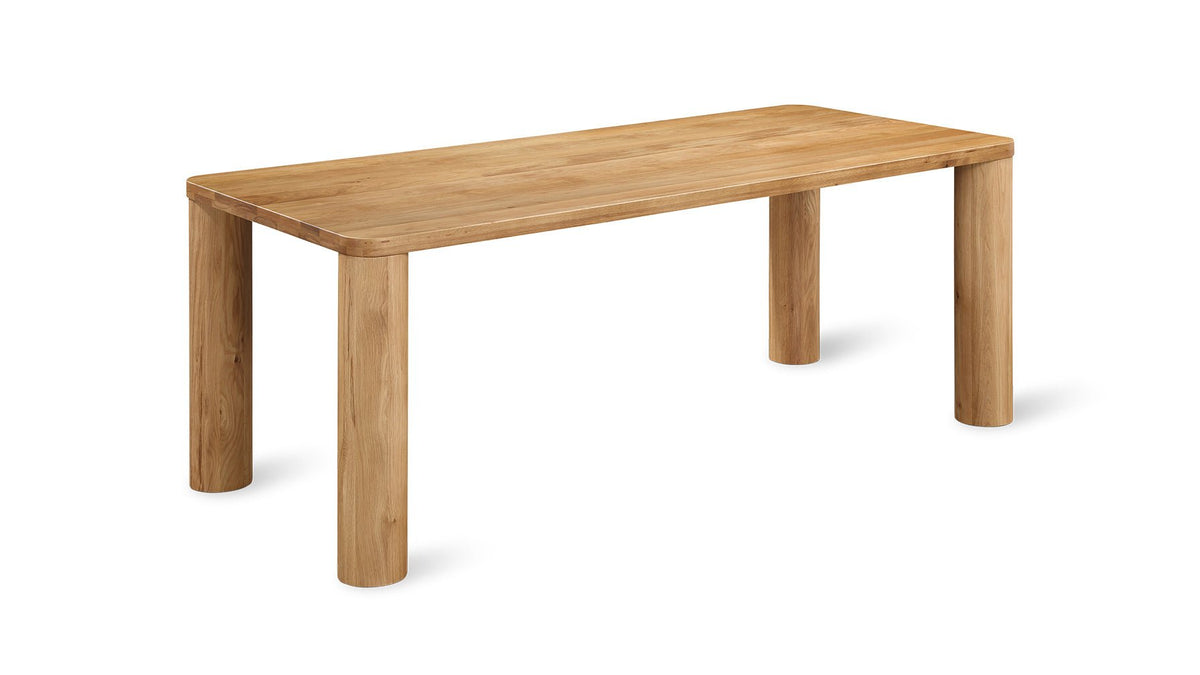 Horizon Dining Table Oak Seats 6-8 - Front View